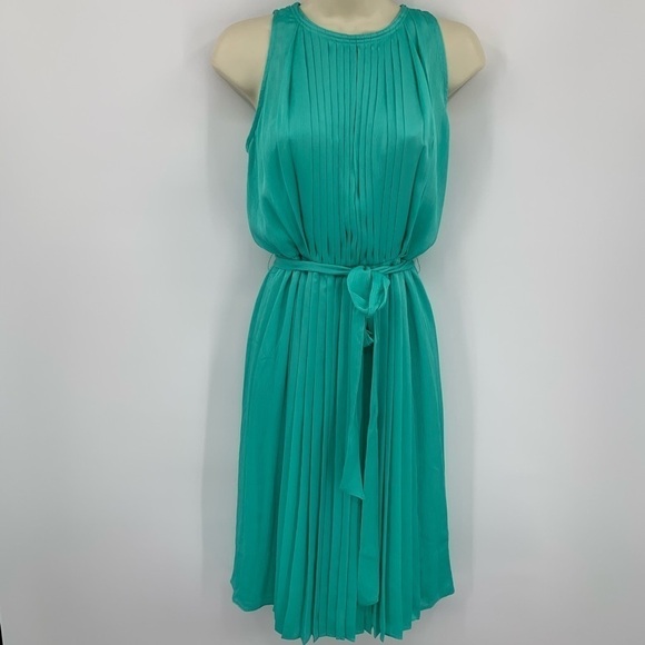 DVF Diane von Furstenberg Ria Crest green pleat shift dress chiffon new Small 4 - Picture 1 of 5